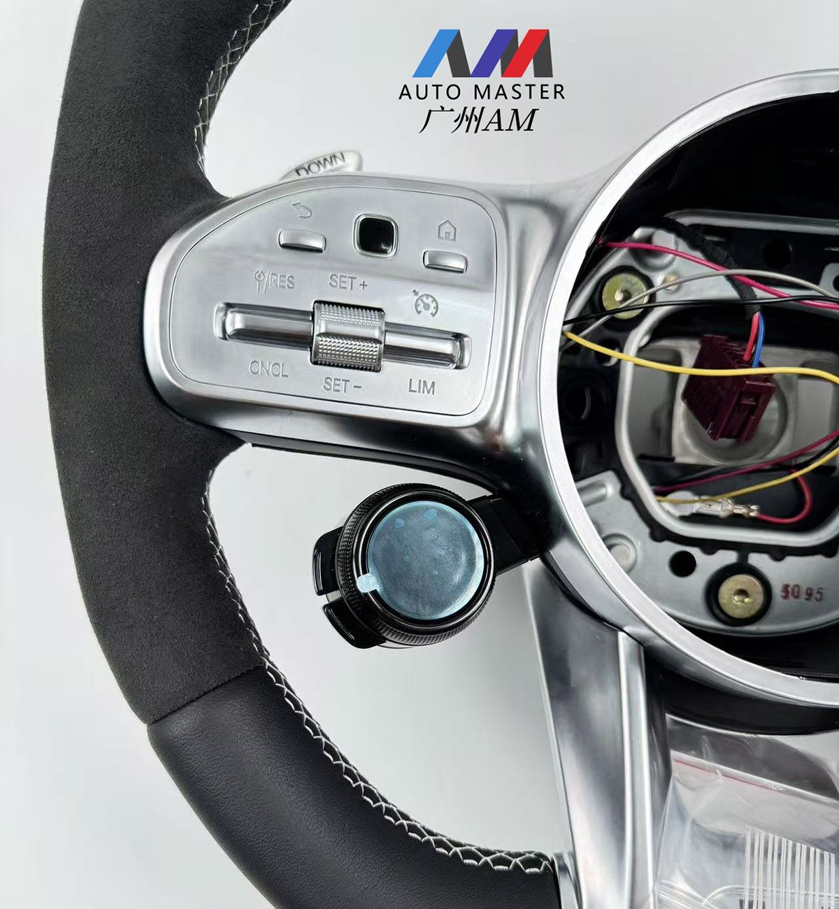 Руль AMG из алькантары с светящейся ручкой LED缩略图3